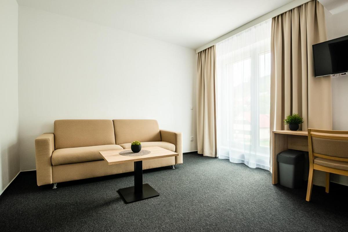 Penzion Certovy Skaly Lidecko エクステリア 写真